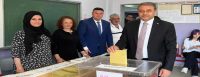 Vali Hasan Şıldak Eşi Fatma Nur Şıldak ve Kızı Meryem