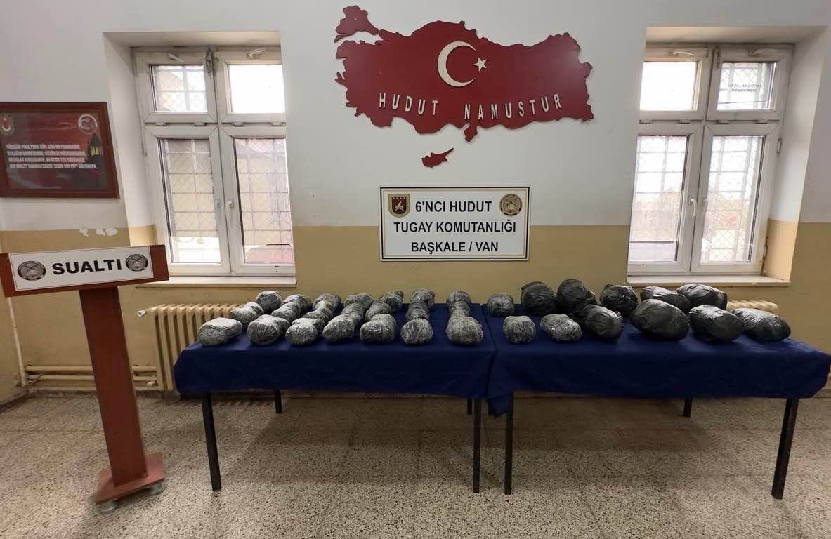 MİLLİ SAVUNMA BAKANLIĞI (MSB), VAN HUDUT HATTINDA YAPILAN ARAMA-TARAMA FAALİYETİNDE