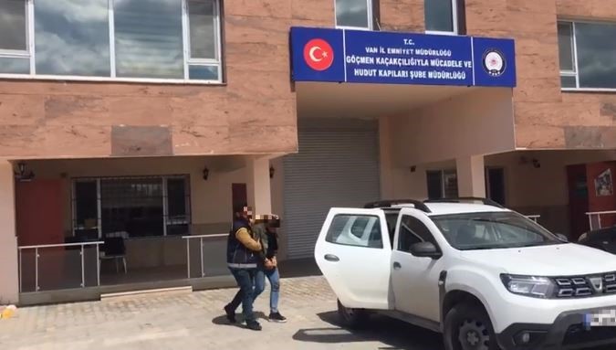 VAN’DA "GÖÇMEN KAÇAKÇILIĞI VE İNSAN TİCARETİ" YAPAN ŞAHISLARA YÖNELİK DÜZENLENEN