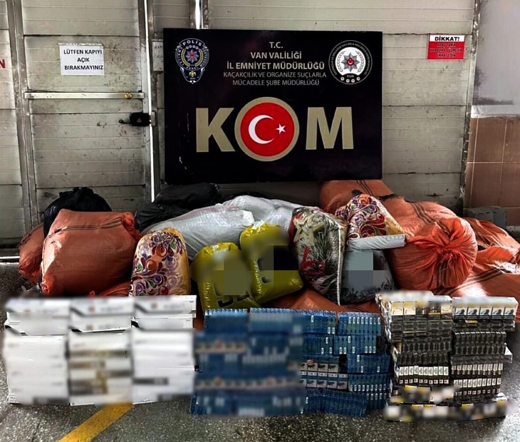 ÇALIŞMALAR NETİCESİNDE 8 ADET TARİHİ ESER, 3 BİN 745 PAKET