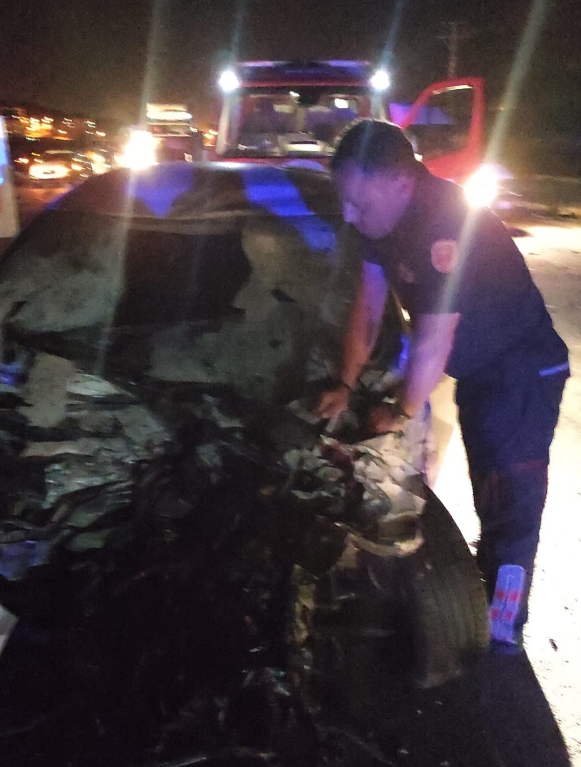 VAN'DA MEYDANA GELEN TRAFİK KAZASINDA 3 KİŞİ DE YARALANDI.