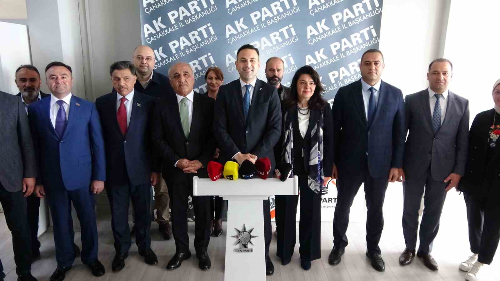 YENİ AZERBAYCAN PARTİSİ’NDE OLUŞAN HEYET, AK PARTİ ÇANAKKALE İL BAŞKANLIĞINI
