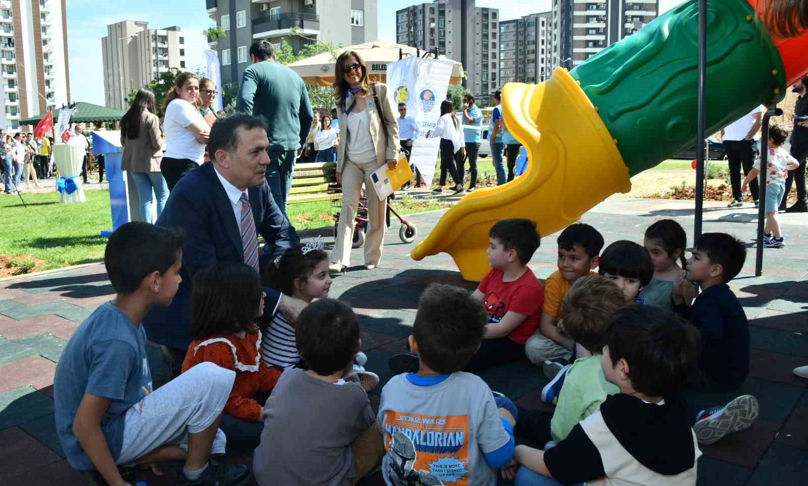 MERSİN YENİŞEHİR BELEDİYESİ, 50. YIL MAHALLESİNDE 5 BİN METREKARELİK ALANDAN