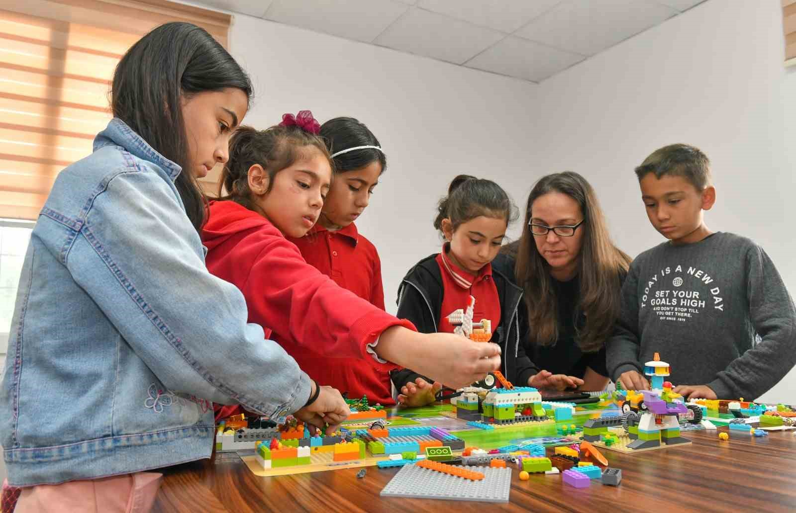 MERSİN'İN MERKEZ İLÇE YENİŞEHİR BELEDİYESİ, 'MİNİK BİLİM KAHRAMANLARI BULUŞUYOR/FIRST LEGO