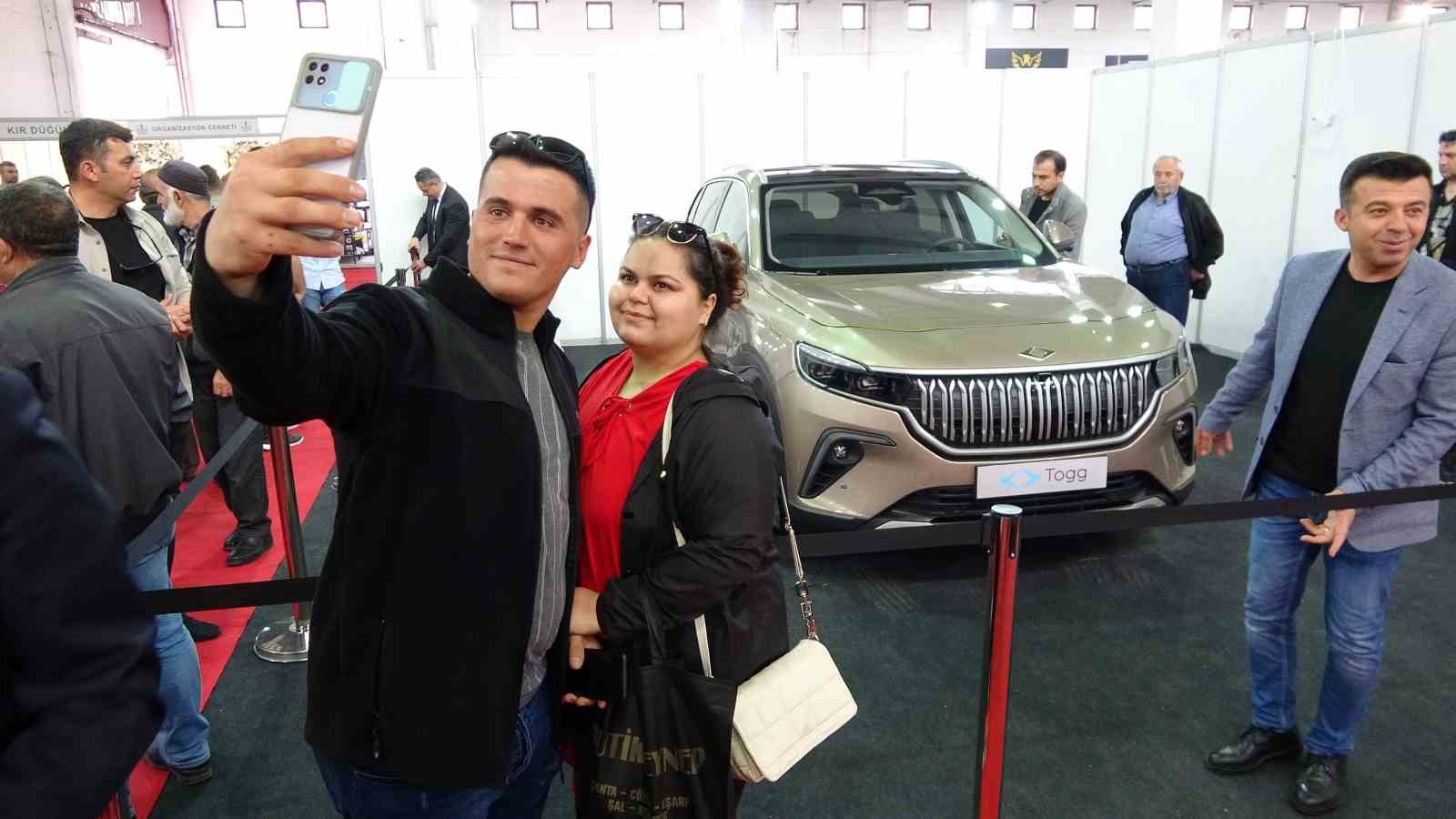 YERLİ OTOMOBİL TOGG YOZGAT’TA BÜYÜK İLGİ GÖRDÜ