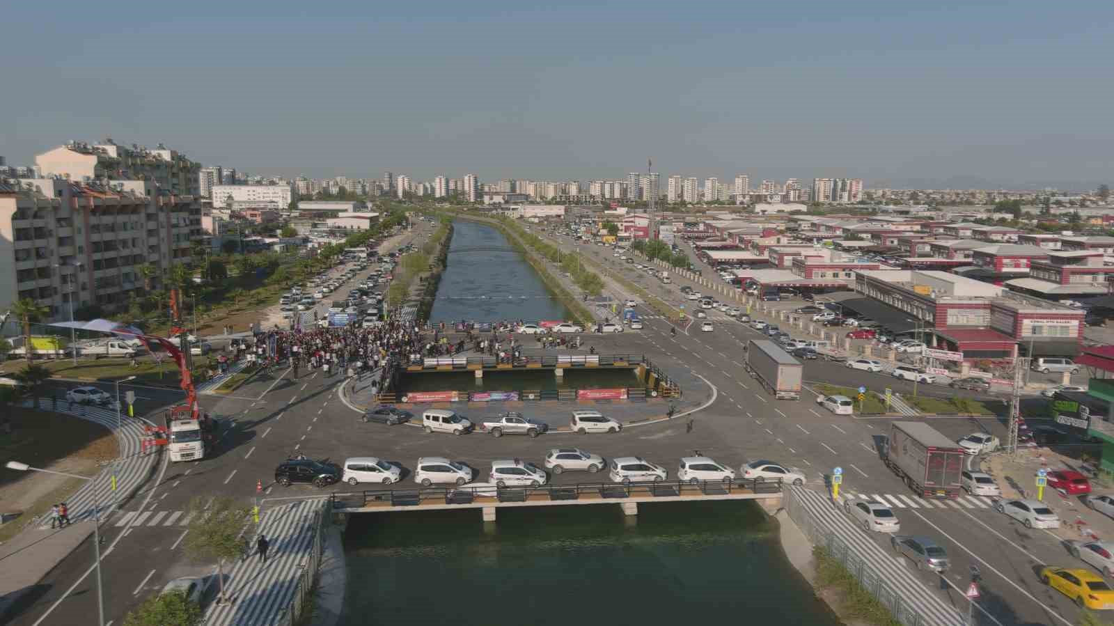 ADANA BÜYÜKŞEHİR BELEDİYESİ’NCE YAPILAN YEŞİLOBA OTO GALERİCİLER SİTESİ KÖPRÜSÜ’NÜN AÇILIŞI