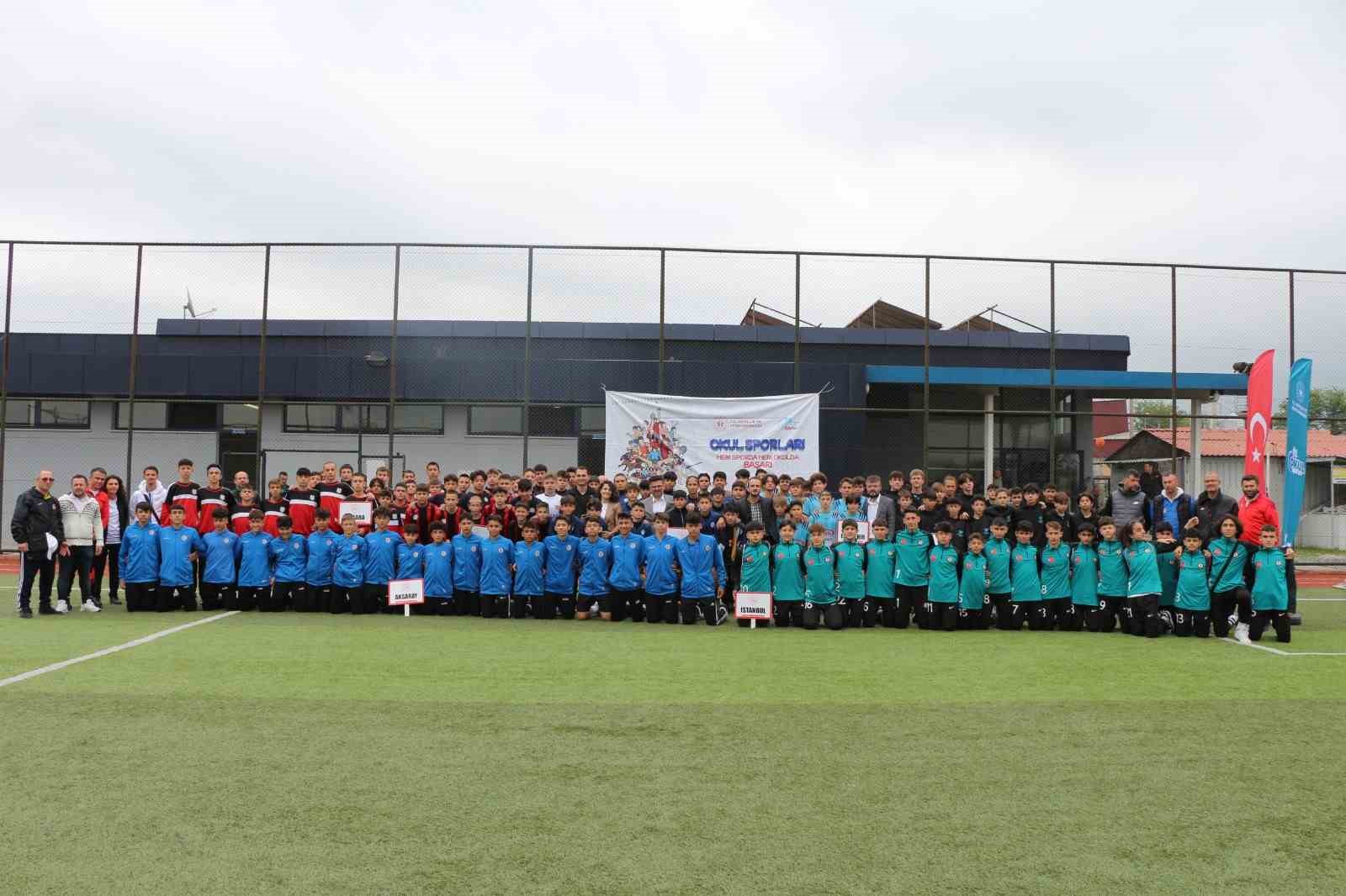 OKUL SPORLARI YILDIZLAR FUTBOL TÜRKİYE FİNALLERİ DÜZCE’NİN EV SAHİPLİNDE ERKEKLERDE