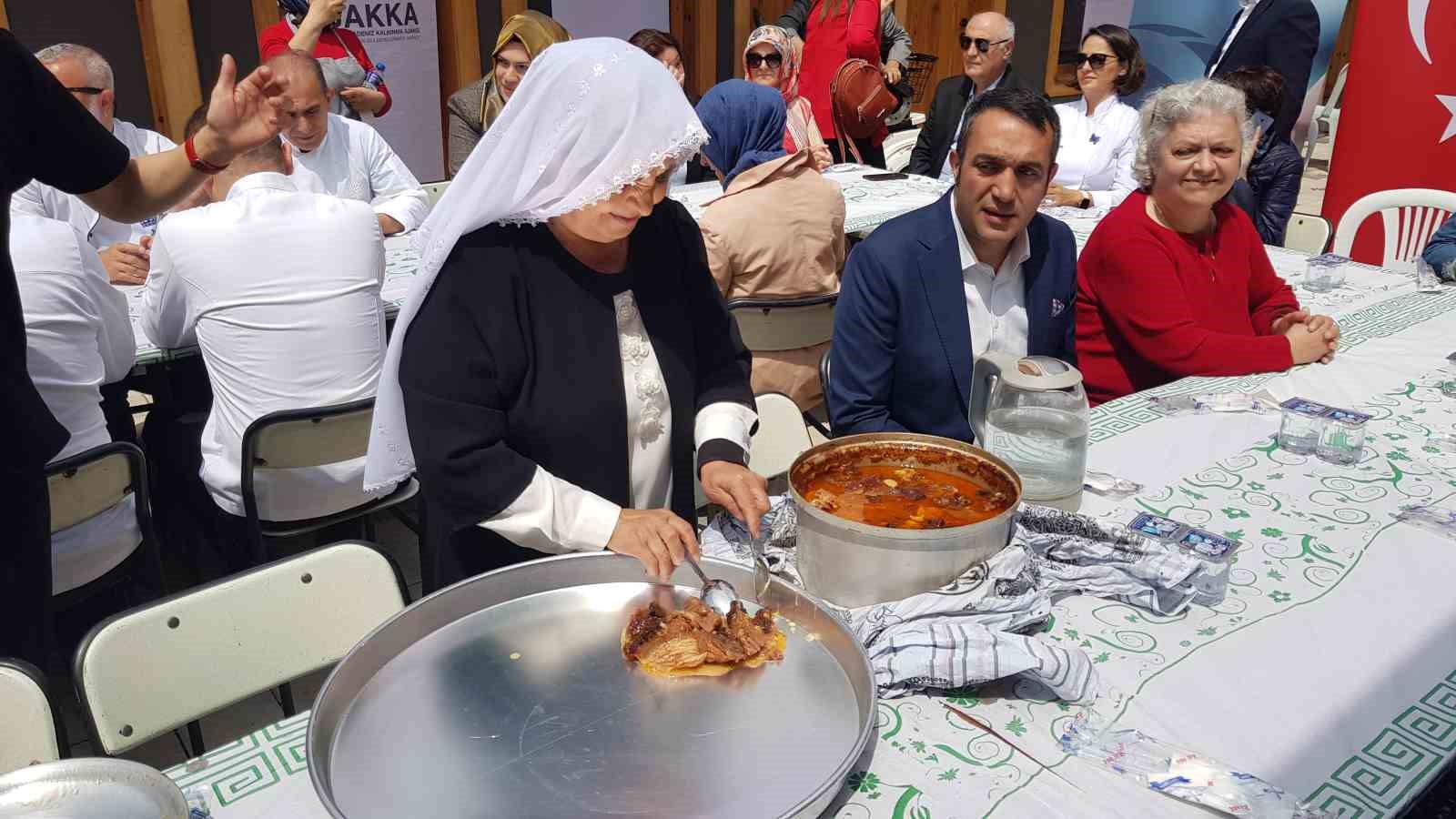KARABÜK'ÜN SAFRANBOLU İLÇESİNE BAĞLI YAZIKÖY KÖYÜ'NÜN YEREL LEZZETLERİNDEN OLAN 'YAZIKÖY