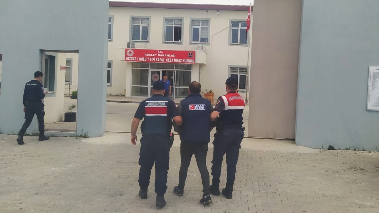 YOZGAT’TA 2 FİRARİ HÜKÜMLÜ YAKALANDI