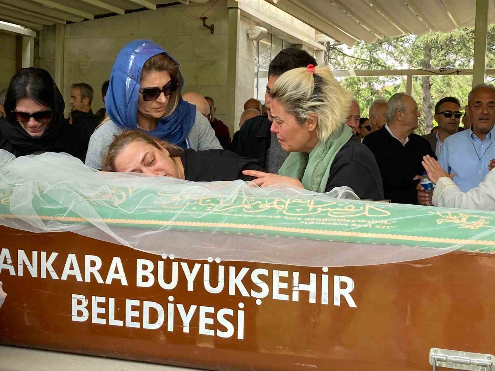 GEÇTİĞİMİZ GÜN ANKARA’DA GEÇİRDİĞİ TRAFİK KAZASI SONUCU HAYATINI KAYBEDEN ZAFER