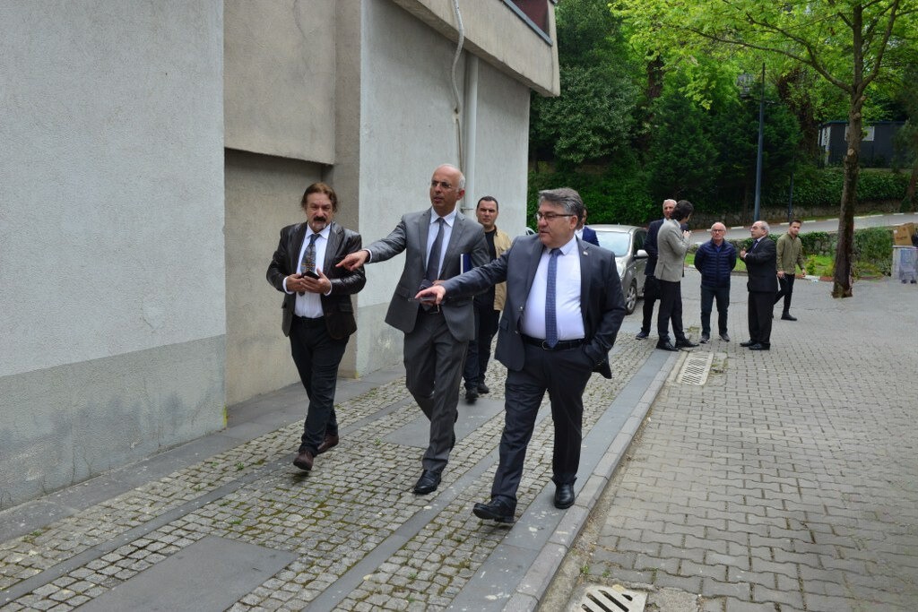 ONGULDAK BÜLENT ECEVİT ÜNİVERSİTESİ REKTÖRÜ PROF. DR. İSMAİL HAKKI ÖZÖLÇER,