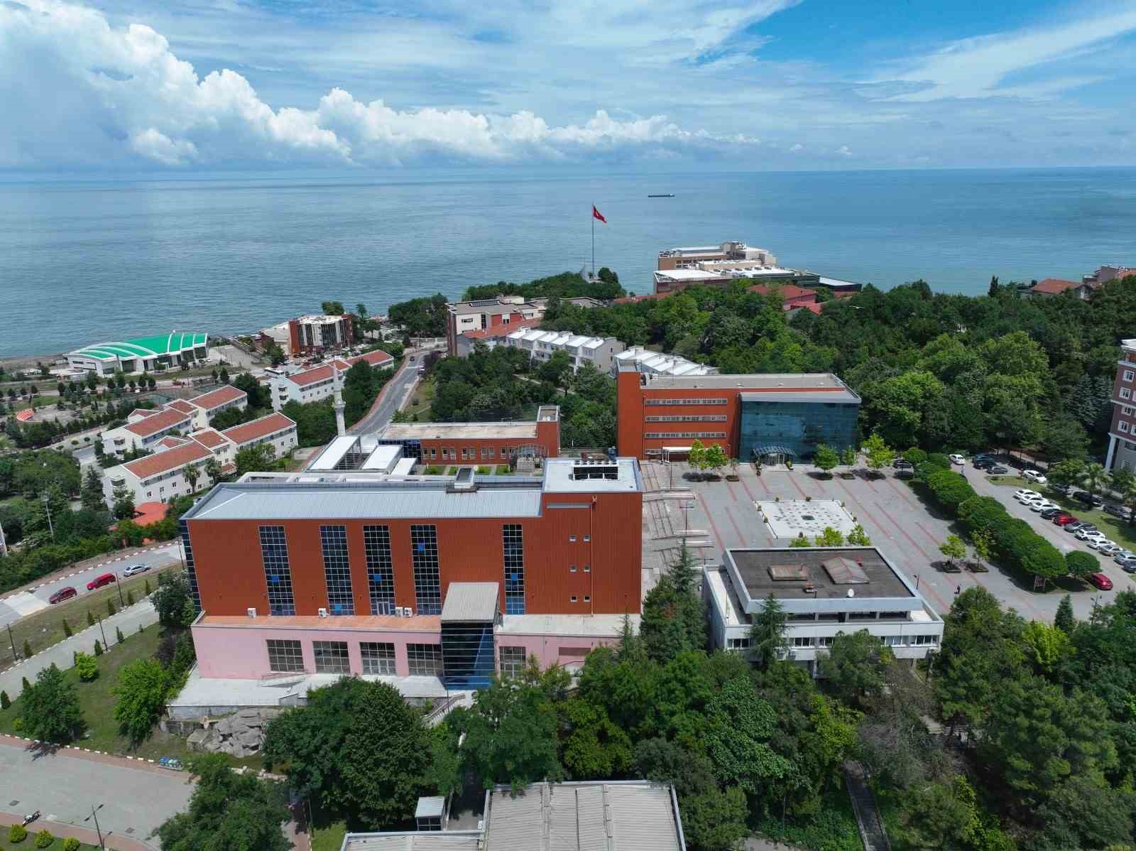 ZONGULDAK BÜLENT ECEVİT ÜNİVERSİTESİ YÖKAK TARAFINDAN AKREDİTE EDİLDİ.