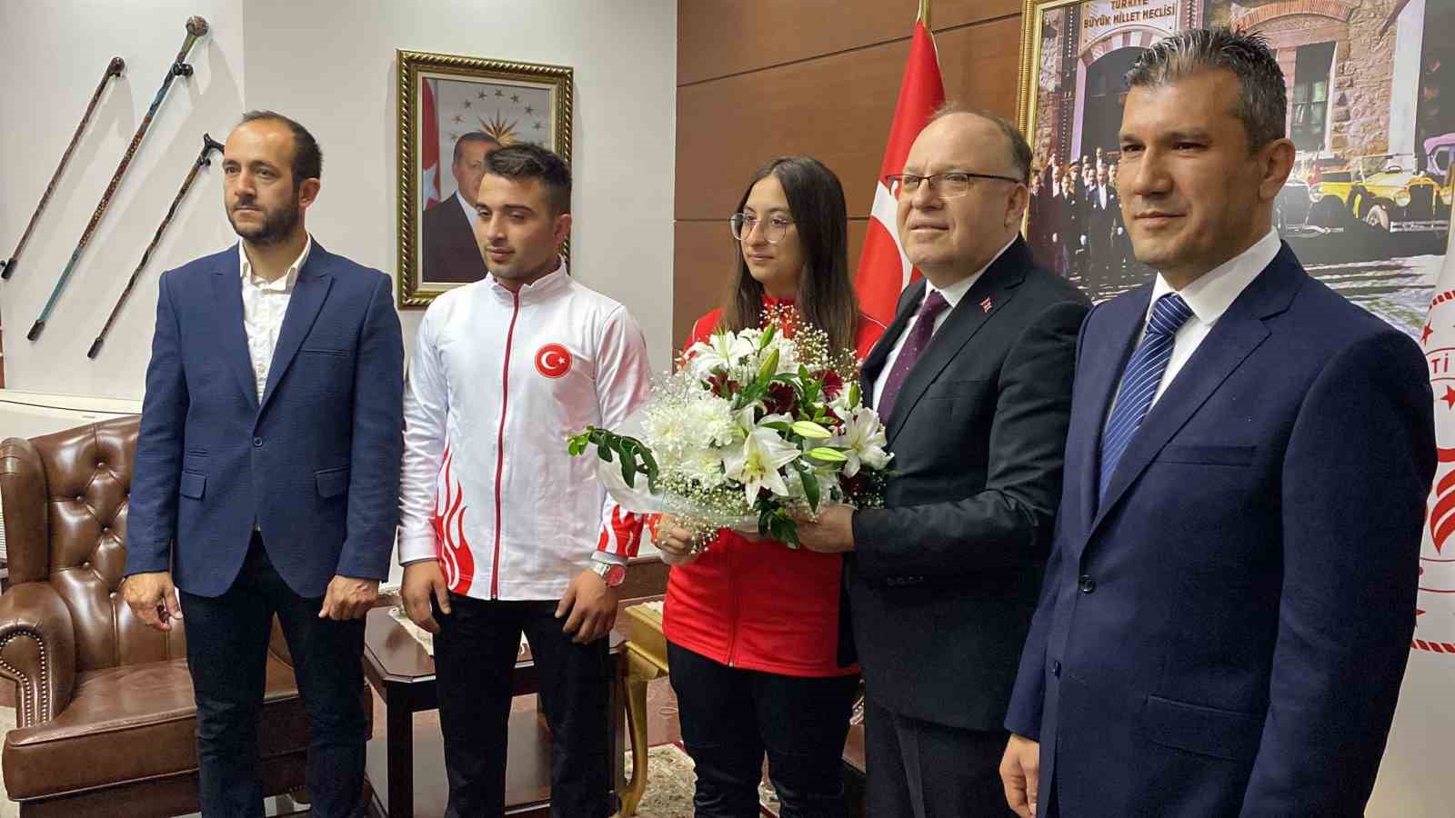 ZONGULDAK’TA 19 MAYIS ATATÜRK’Ü ANMA, GENÇLİK VE SPOR BAYRAMI DOLAYISIYLA