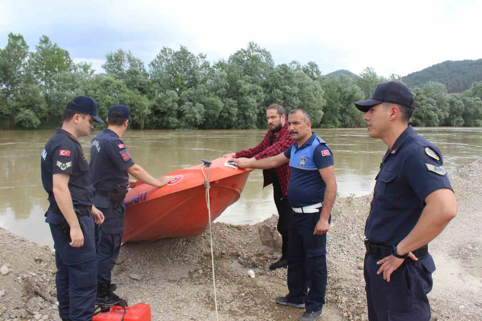 OSMANELİ İLÇESİNDE 19 MAYIS’TA EVİNDEN AYRILAN VE BİR DAHA GERİ