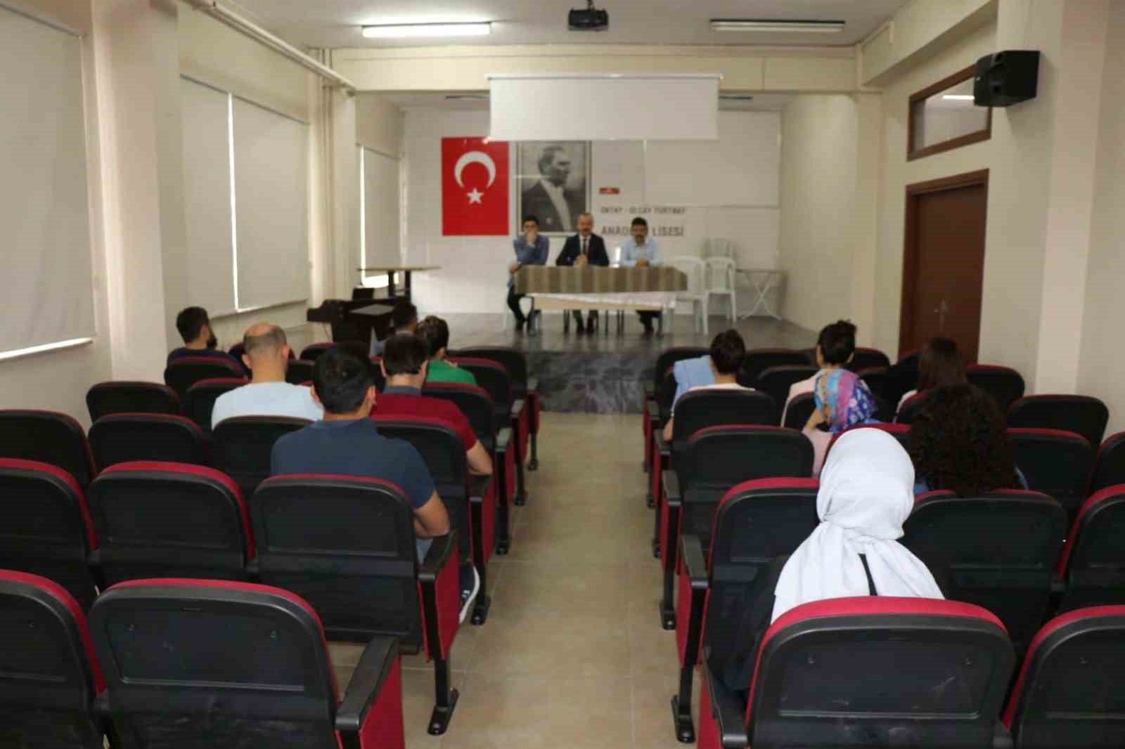 ZONGULDAK’IN ÇAYCUMA İLÇESİNDE LİSELERE GEÇİŞ SİSTEMİ (LGS) VE YÜKSEKÖĞRETİM KURUMLARINA