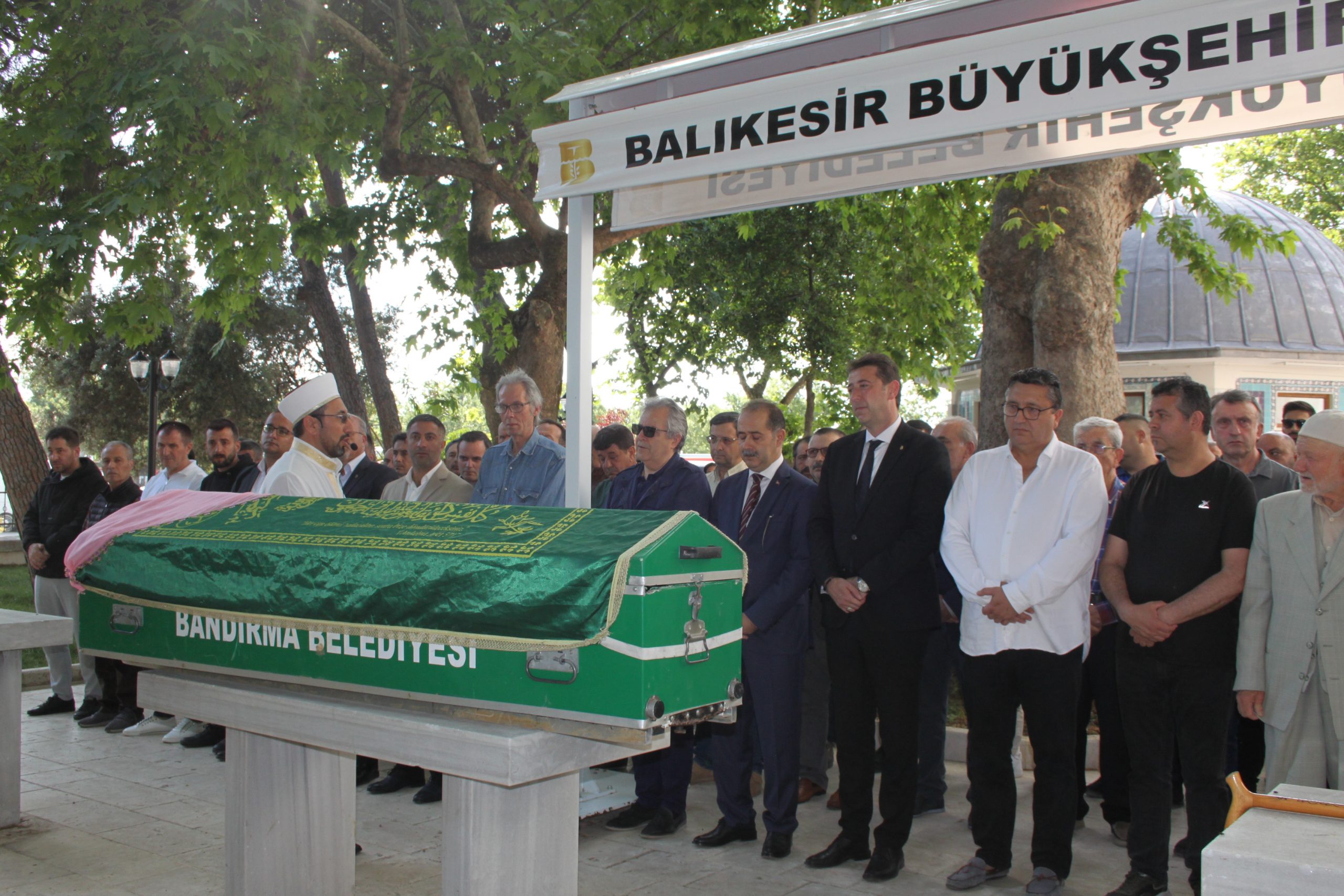 Roman yazarı 103 yaşındaki Pakize Başaran Haydar Çavuş Camii’nde son