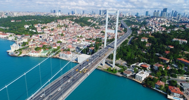 Bayramda köprü ve otoyollar ücretsiz mi? Bayram tatili nedeniyle köprü ve otoyolların ücretsiz olması hakkındaki Cumhurbaşkanı