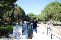 Başkan Tosun’dan mezarlık ziyareti