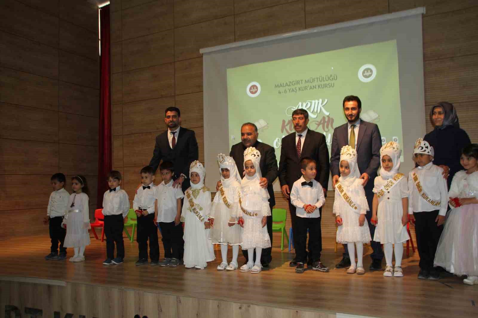 MUŞ’UN MALAZGİRT İLÇESİNDE 4-6 YAŞ KUR’AN KURSU ÖĞRENCİLERİNİN HAZIRLADIĞI PROGRAM