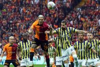 Spor Toto Süper Lig’in 37. haftasında şampiyon Galatasaray, sahasında Fenerbahçe’yi