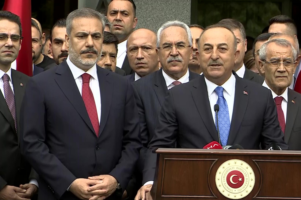 Dışişleri Bakanlığı’nda devir teslim töreni Dışişleri Bakanlığına atanan Hakan Fidan, düzenlenen devir teslim töreniyle görevi