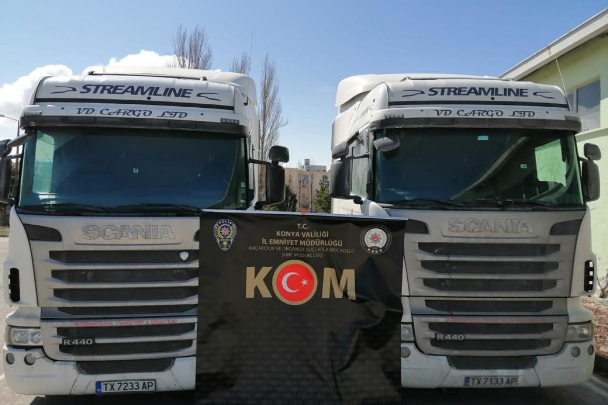 Uluslararası oto kaçakçılarına yönelik ‘Fren’ Operasyonunda 12 gözaltı İçişleri Bakanı Ali Yerlikaya, uluslararası oto kaçakçılarına yönelik icra edilen