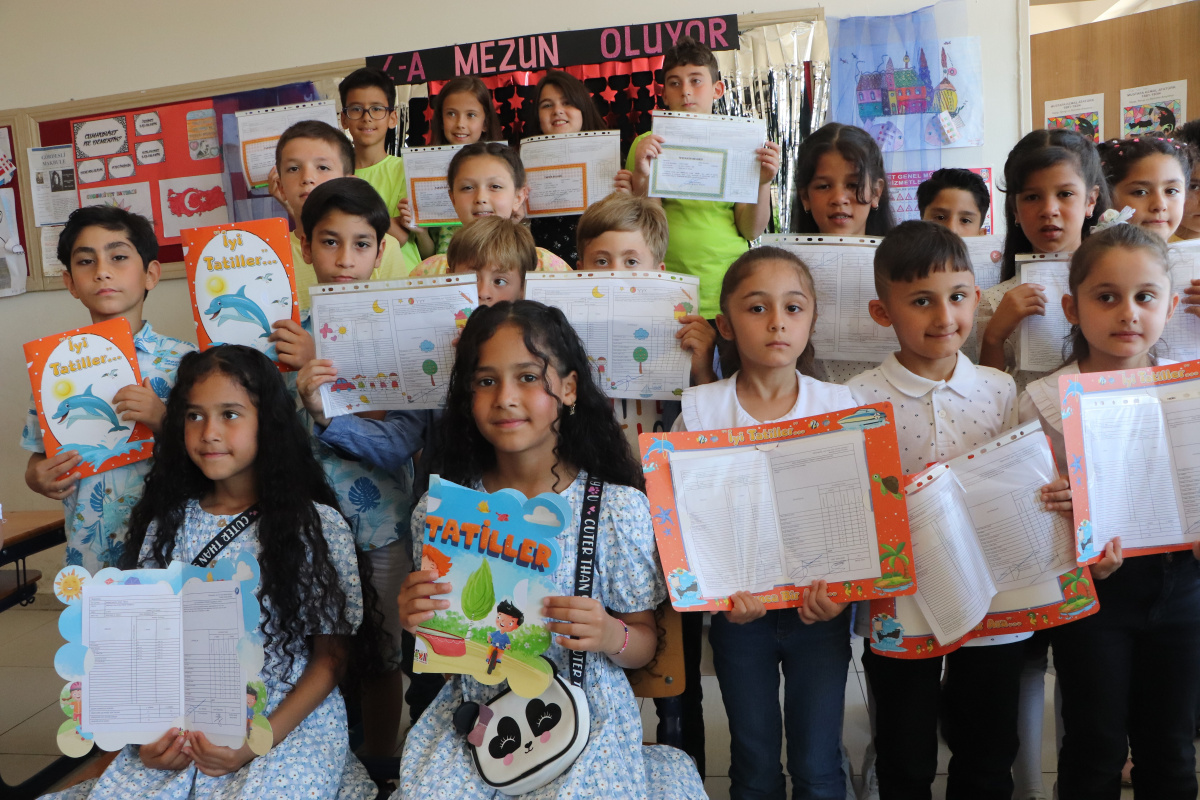 Samsun’da aynı okulda okuyan 10 ikiz öğrenci ve 2 üçüz