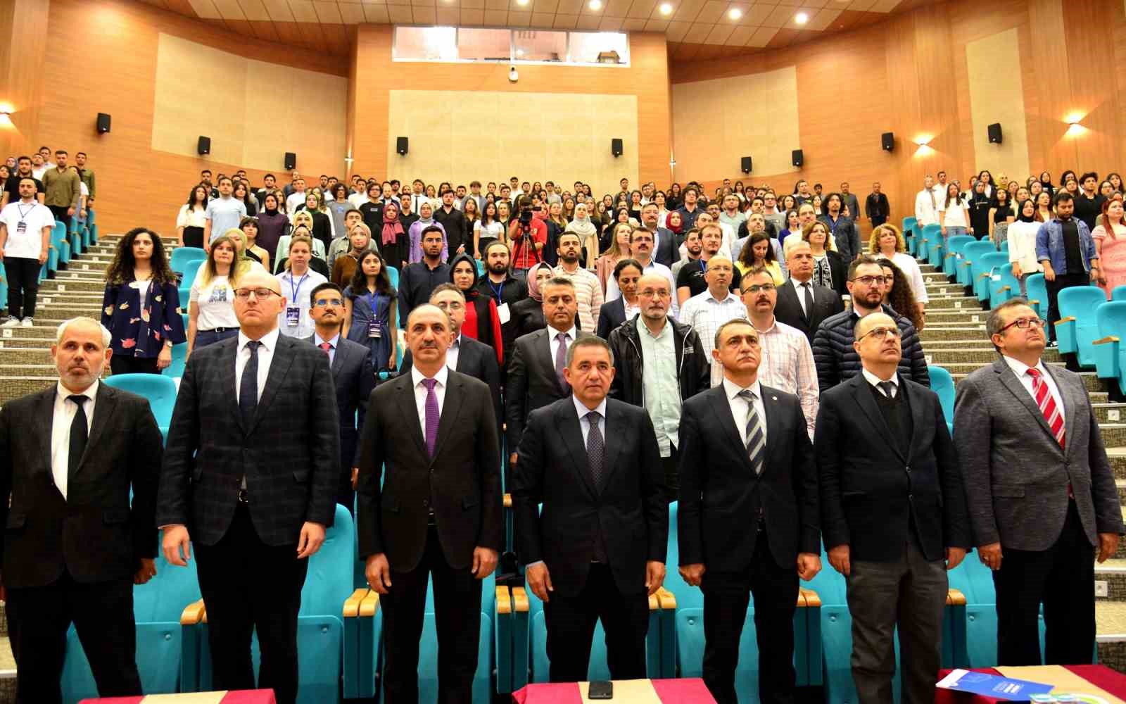6. ULUSAL AHİ EVRAN TIP ÖĞRENCİ SEMPOZYUMU DÜZENLENDİ
