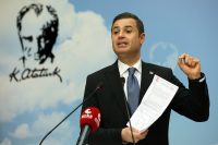 CHP Yerel Yönetimlerden Sorumlu Genel Başkan Yardımcısı Ahmet Akın, Türkiye