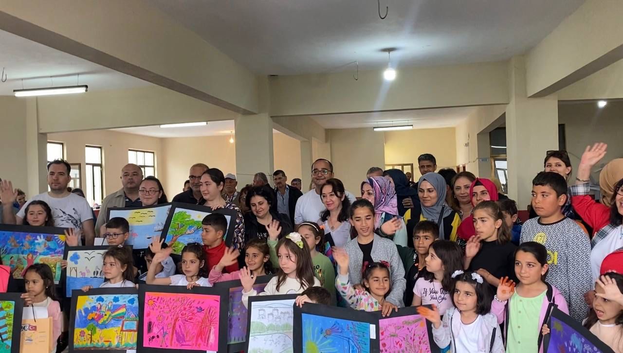 Kuşcenneti’nde ödül töreni “Hayalimdeki Kuş Cenneti” resim yarışmasının ödül töreni Kuş Cenneti Köyü’nde