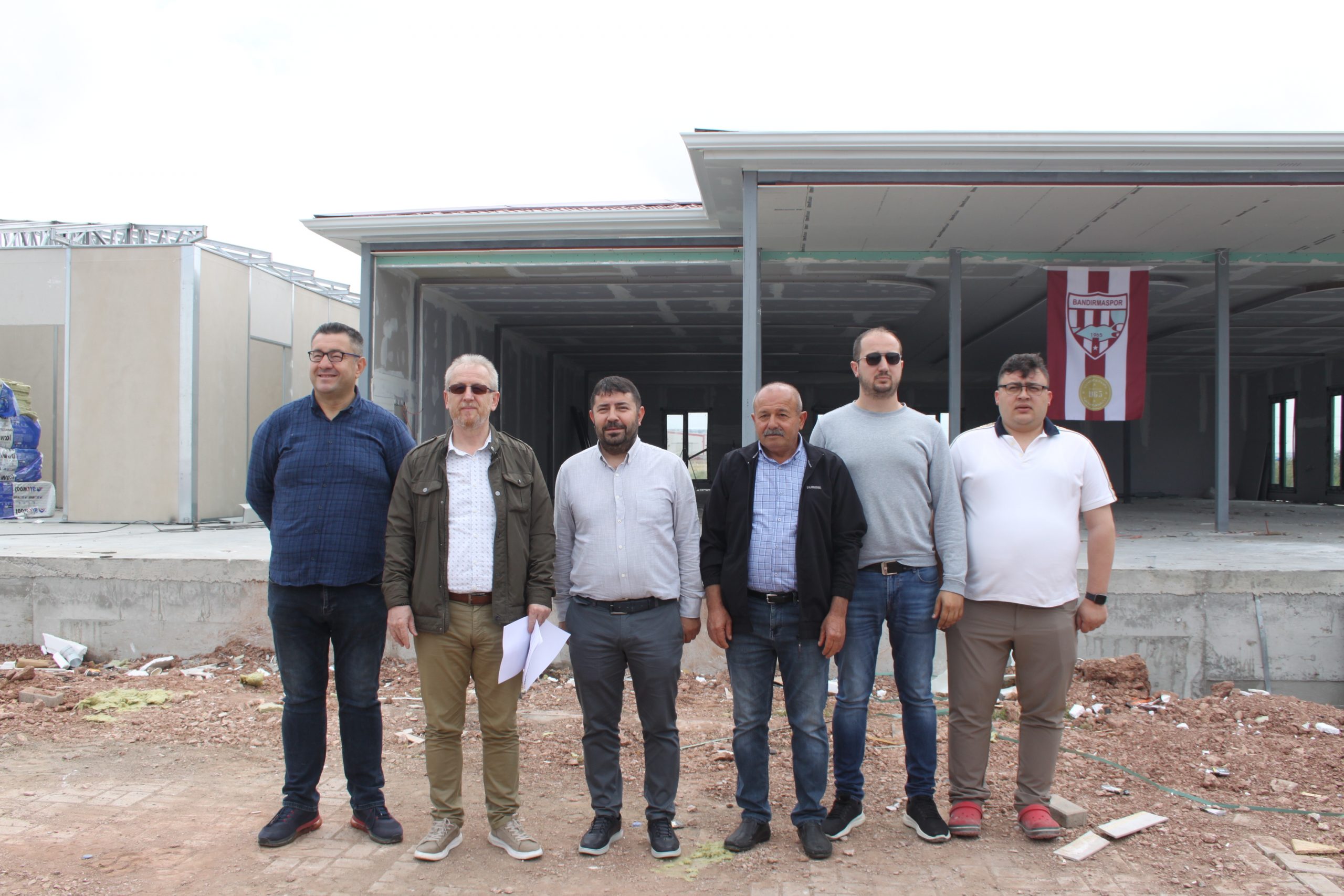 8 Haziran günü akşam saatlerinde kalp krizi geçirmesi nedeniyle hastaneye