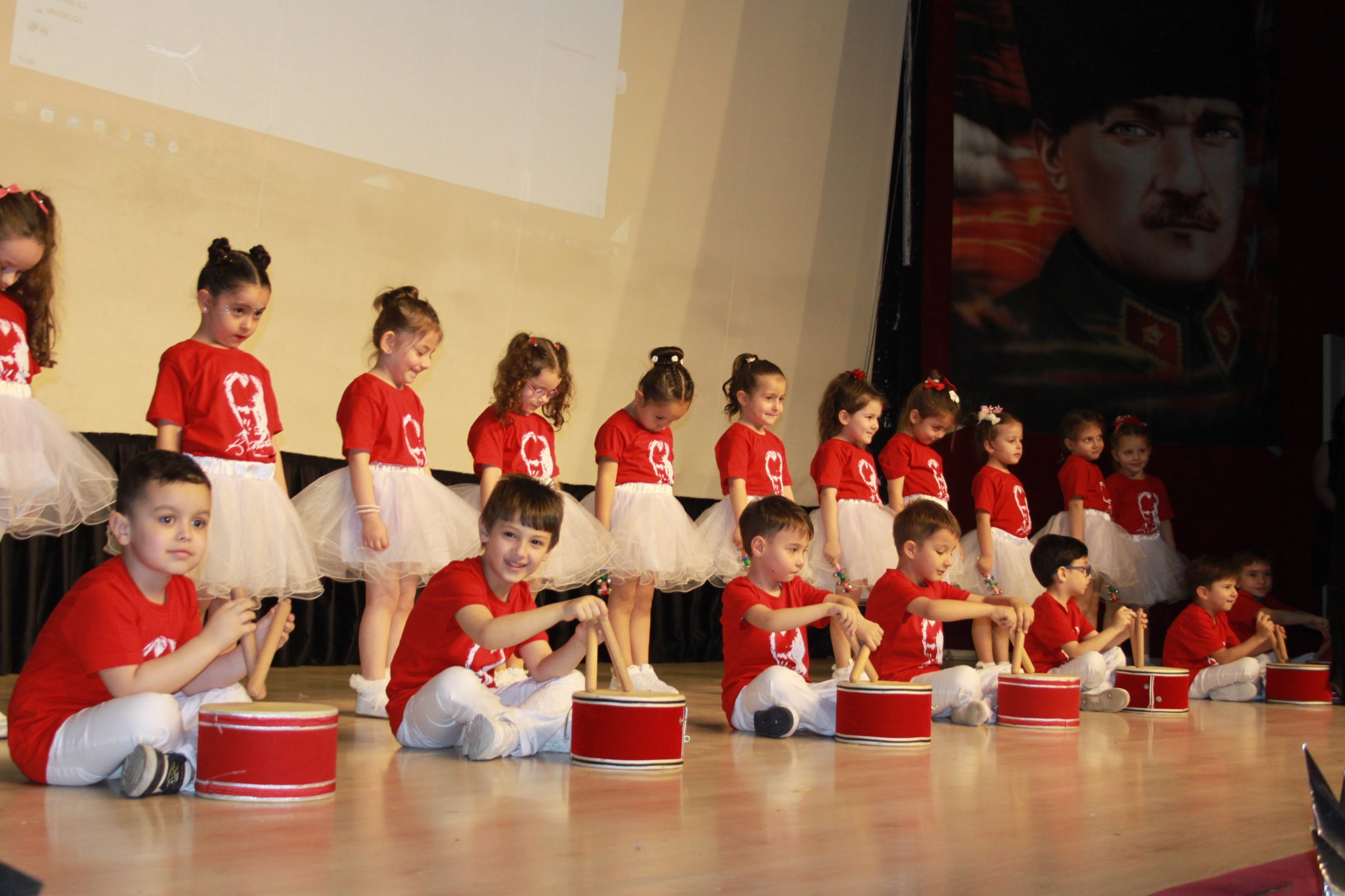 Bandırma Belediyesi tarafından açılan Türkan Saylan Gündüz Bakım Evi ve