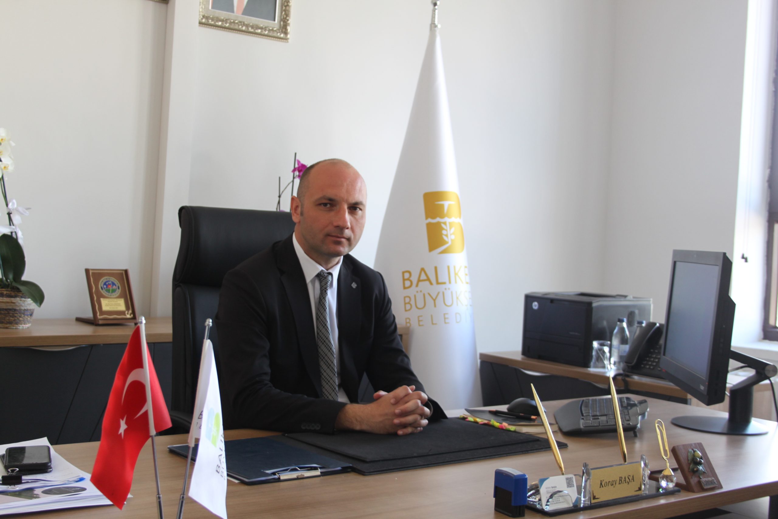 Büyükşehir Belediyesi, Bandırma’da sosyal alan ihtiyaçlarına yönelik çalışmalarına başladı. Kırsal