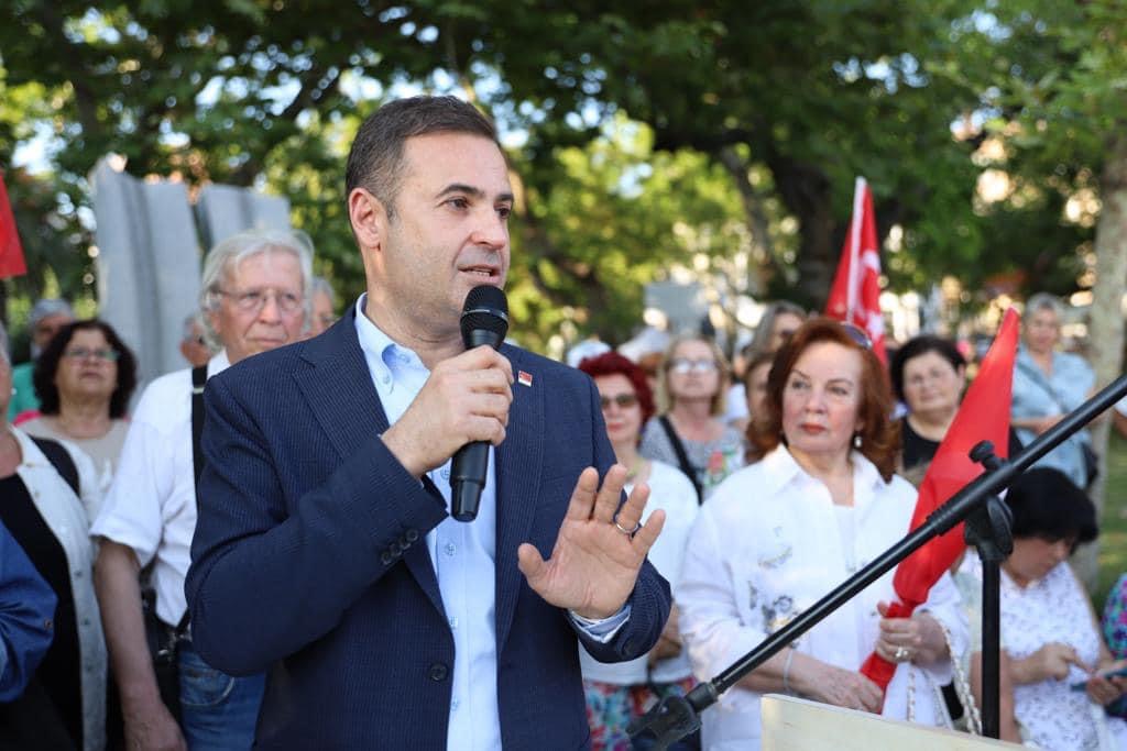 CHP’Lİ AKIN, YEREL SEÇİMLERİN ÖNEMİNE İŞARET EDEREK ‘KAZANACAĞIZ’ MESAJI VERDİ CHP Yerel Yönetimlerden Sorumlu Genel Başkan Yardımcısı Ahmet Akın, “Atatürk’ün