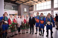 Vali Hasan Şıldak, eşi Fatma Nur Şıldak ile birlikte ‘Hayat