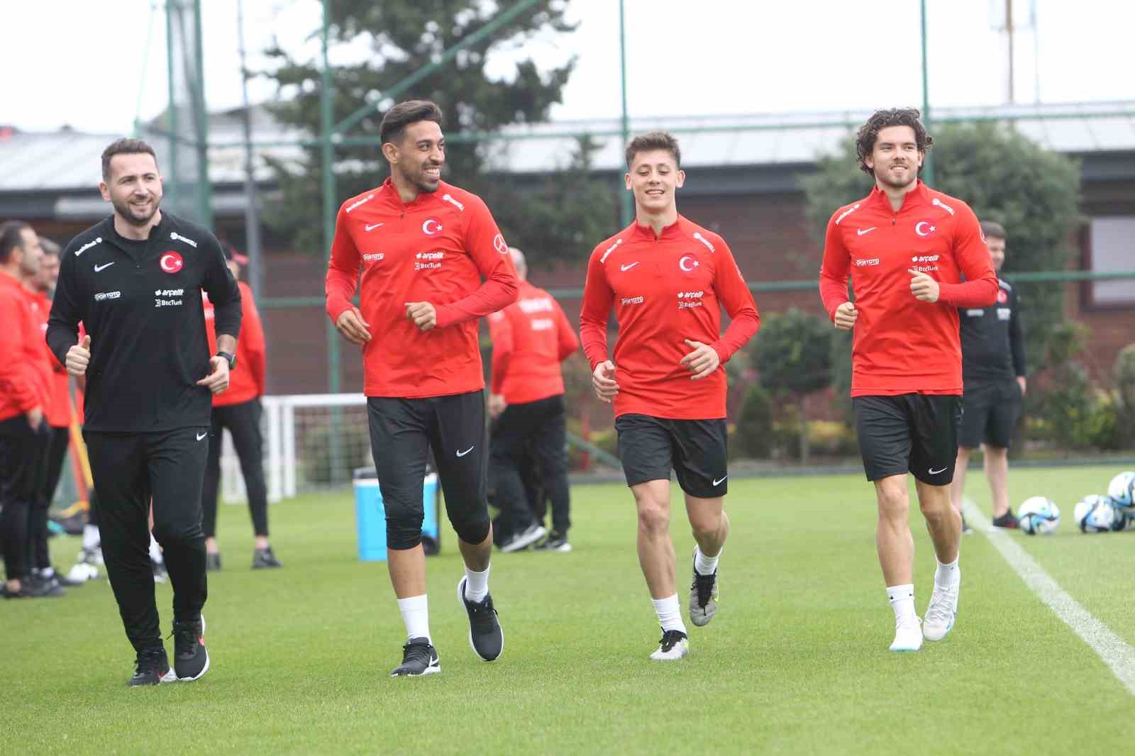 A MİLLİ FUTBOL TAKIMI, 2024 AVRUPA ŞAMPİYONASI GRUP ELEMELERİ'NDE KARŞILAŞACAĞI