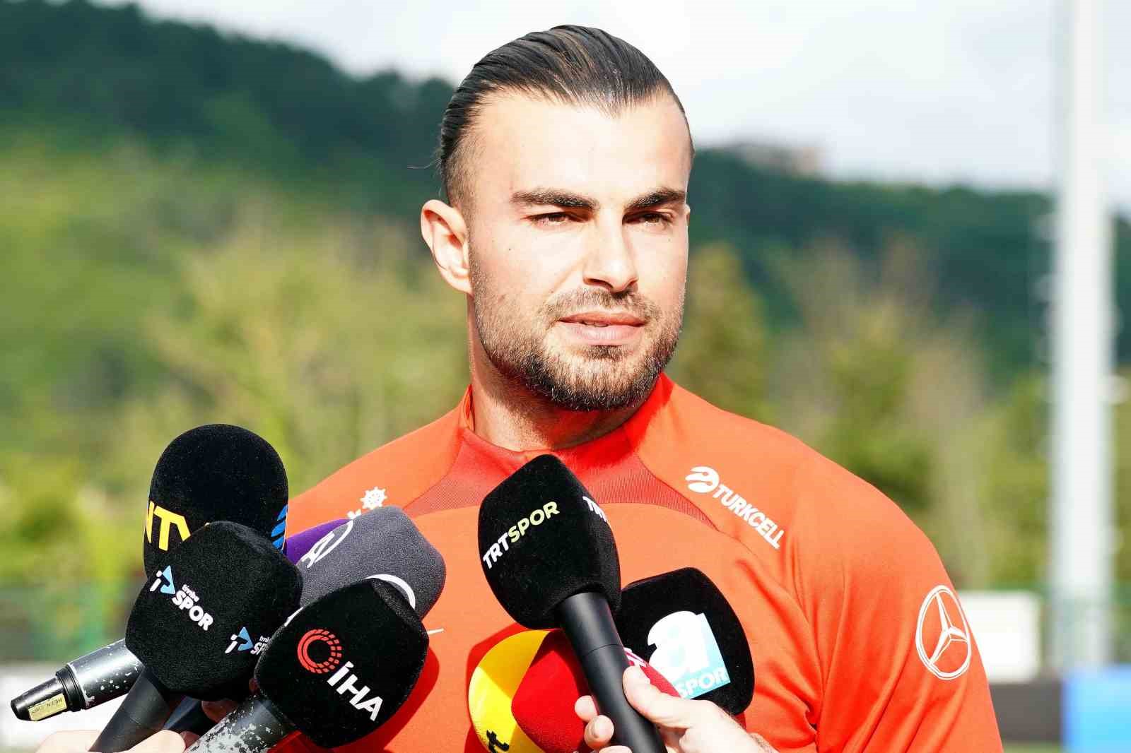 GALATASARAY'IN TECRÜBELİ SAVUNMA OYUNCUSU ABDÜLKERİM BARDAKCI, SEZON BİTMESİNE RAĞMEN ÇALIŞMALARINA