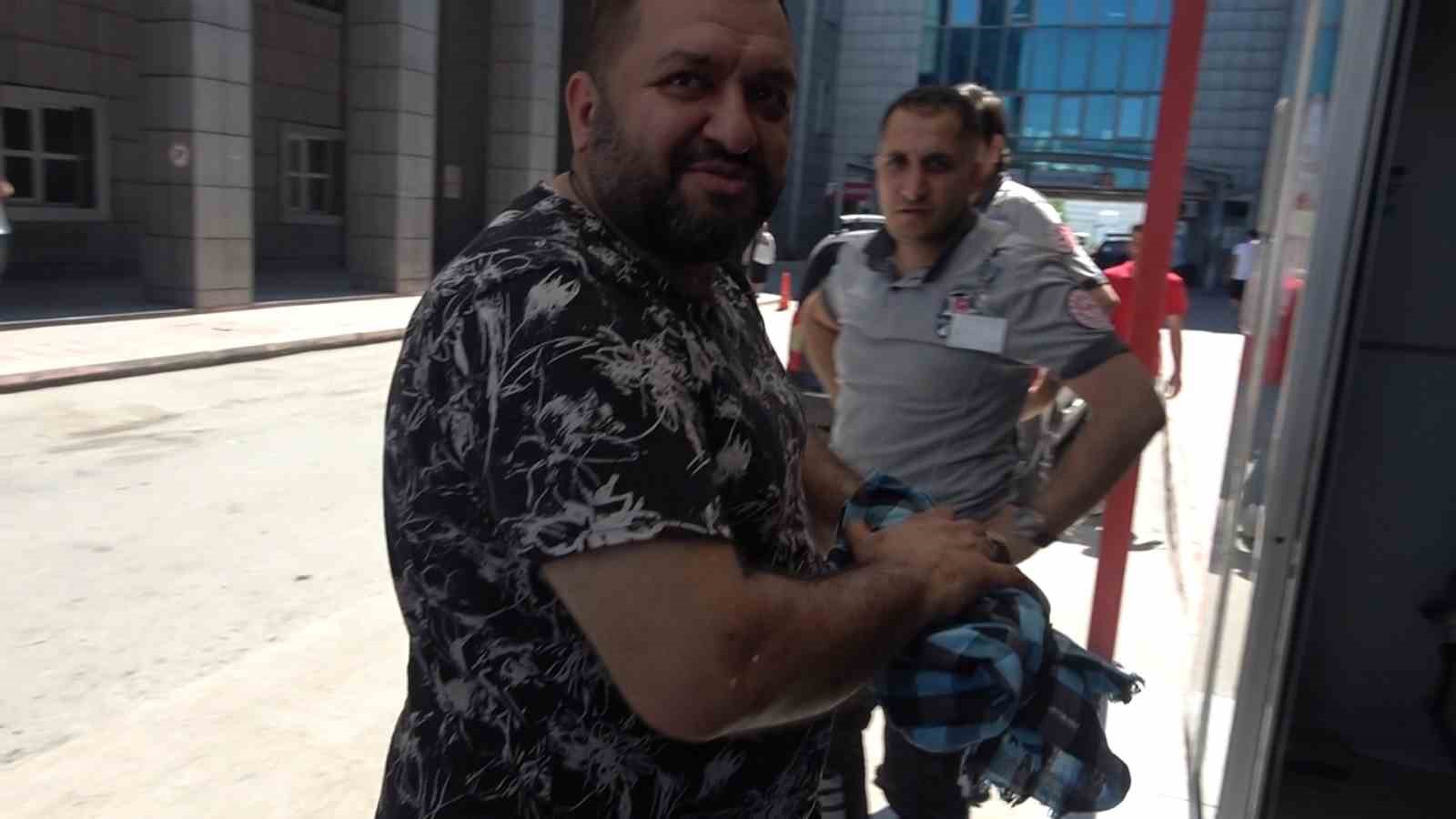 BURSA’DA KURBAN BAYRAMI'NIN İLK GÜNÜ KENTTE ÖNCEDEN BELİRLENEN ALANLARDA KURBANLIKLAR