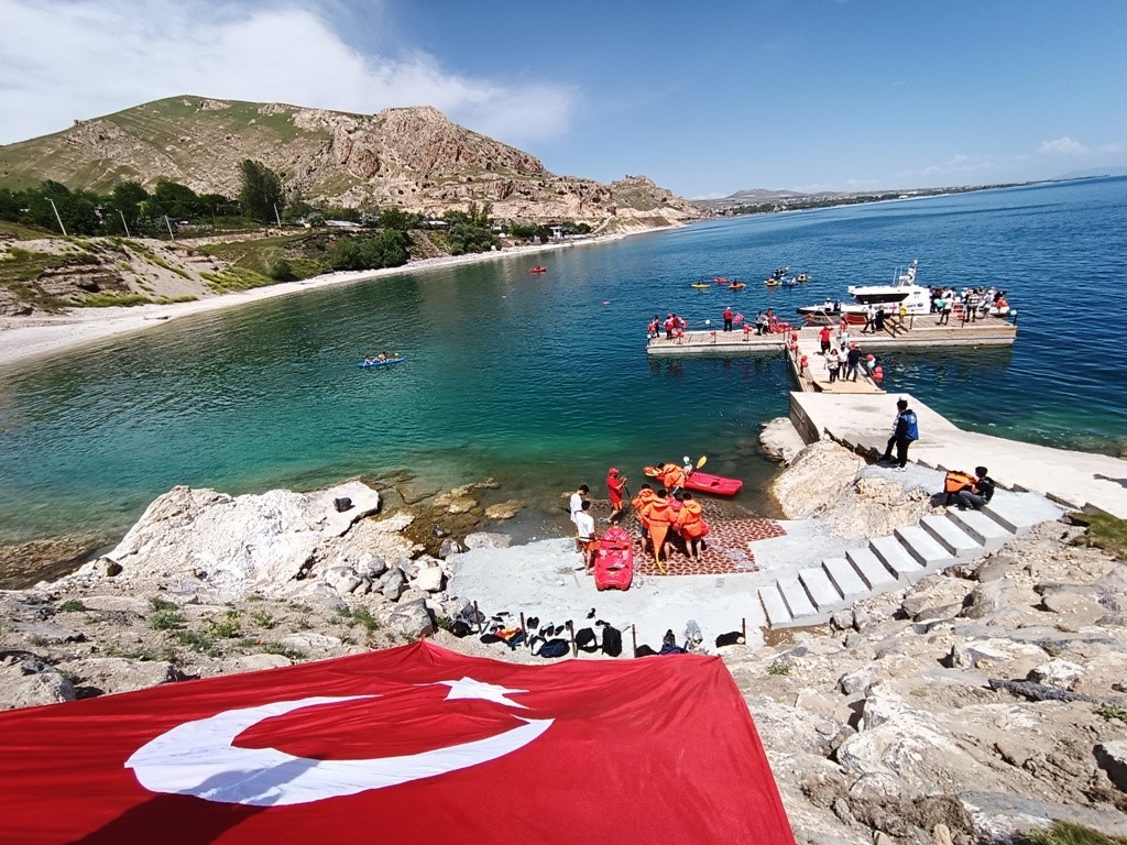 BİTLİS’İN ADİLCEVAZ İLÇESİNDE 5 HAZİRAN TÜRKİYE ÇEVRE HAFTASI MÜNASEBETİYLE KANO