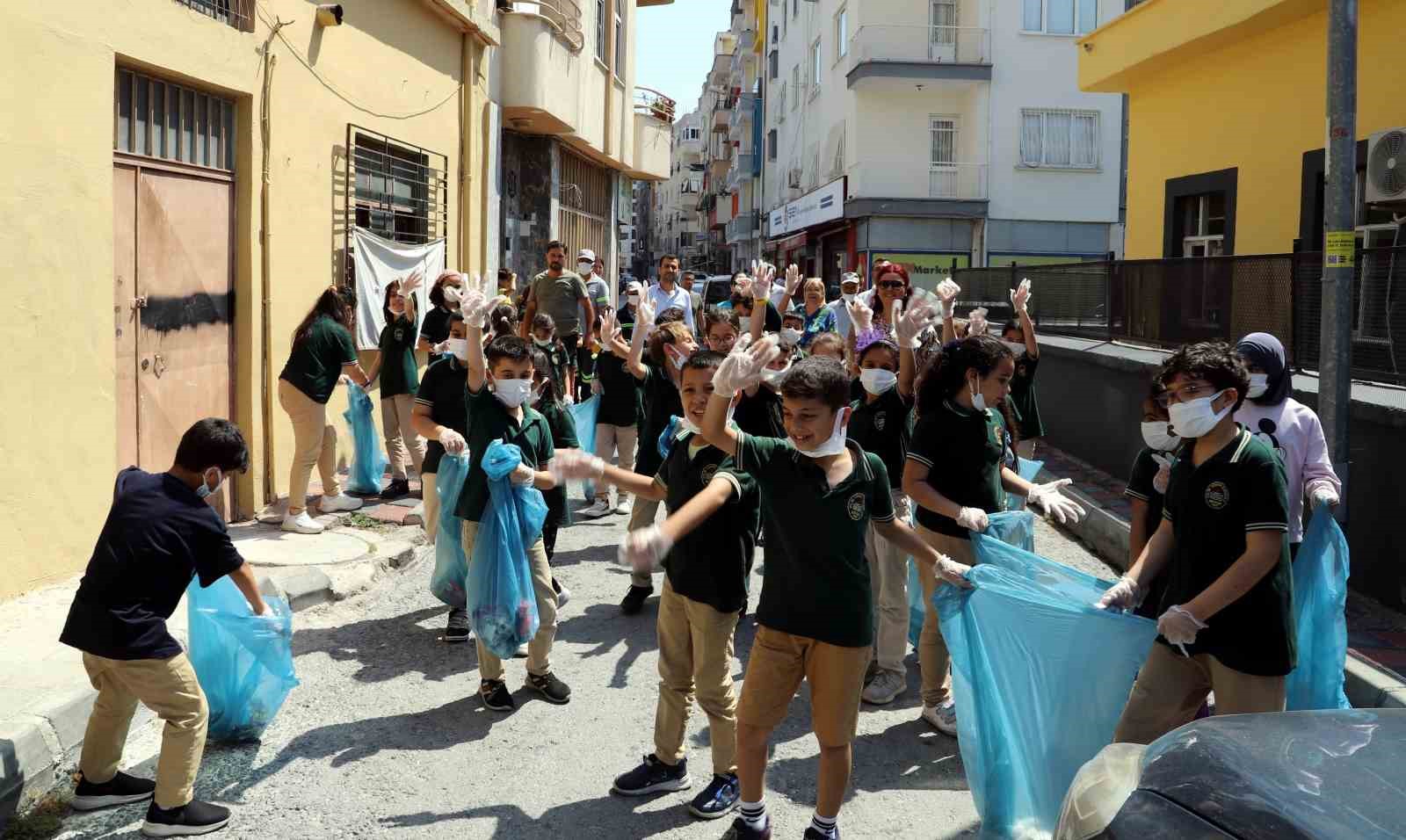 AKDENİZ BELEDİYESİNİN '5-11 HAZİRAN ÇEVRE HAFTASI' DOLAYISIYLA DÜZENLEDİĞİ ETKİNLİKLER KAPSAMINDA,