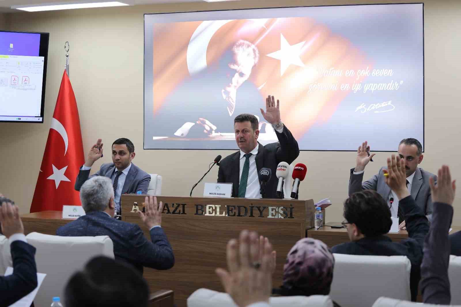 AKYAZI BELEDİYE BAŞKANI BİLAL SOYKAN, ÖMER HALİS DEMİR, EREN BÜLBÜL,