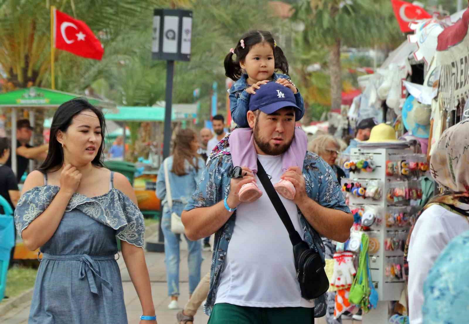 BU YIL 21.'Sİ DÜZENLENEN ALANYA ULUSLARARASI TURİZM VE SANAT FESTİVALİ’NE