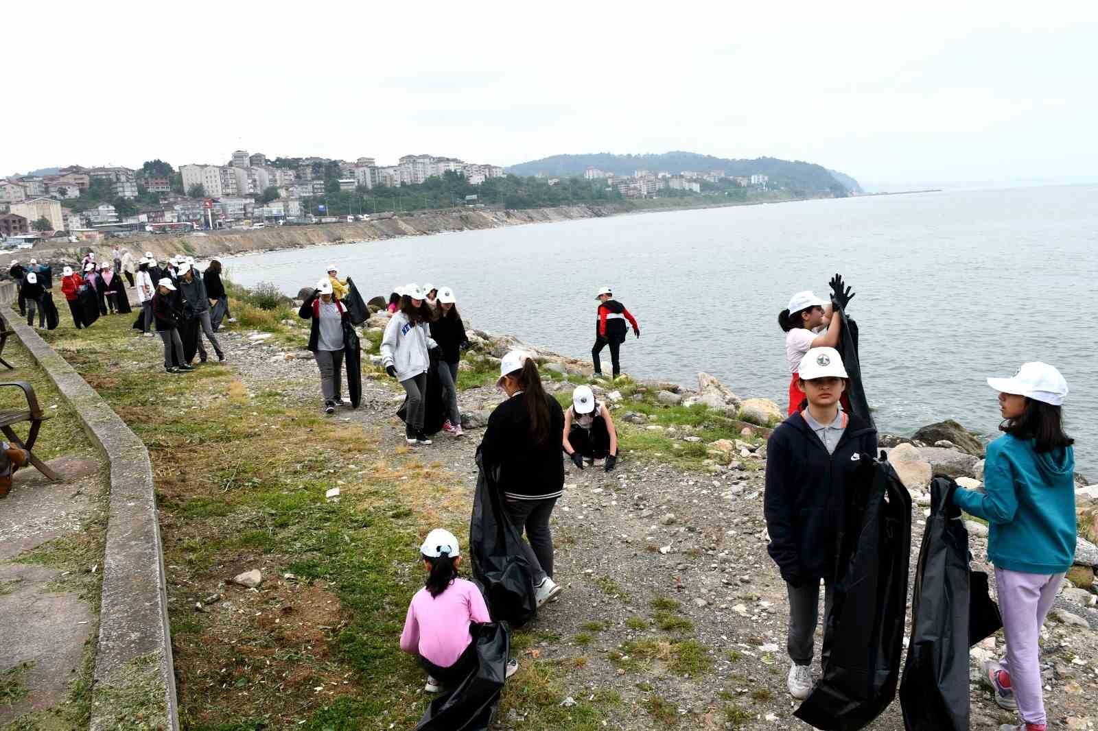 ZONGULDAK  - ZONGULDAK'IN ALAPLI BELEDİYESİ TARAFINDAN 5 HAZİRAN DÜNYA