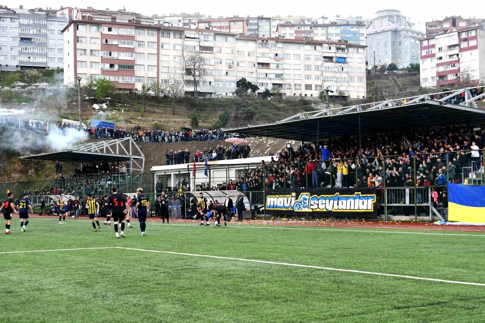 ZONGULDAK  - BİN KİŞİLİK KAPASİTESİ OLAN ALAPLI ŞEHİR STADYUMUNDA