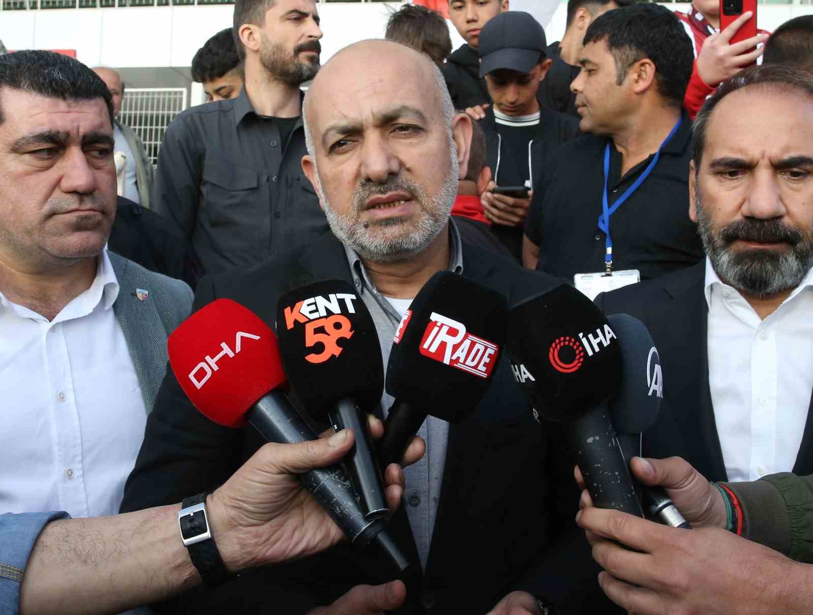 KAYSERİSPOR KULÜBÜ BAŞKANI ALİ ÇAMLI, DG SİVASSPOR MAÇININ ARDINDAN KONUŞTU.