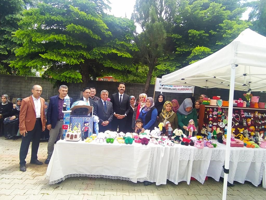 ALTINTAŞ’TA HAYAT BOYU ÖĞRENME HAFTASI ETKİNLİKLERİ