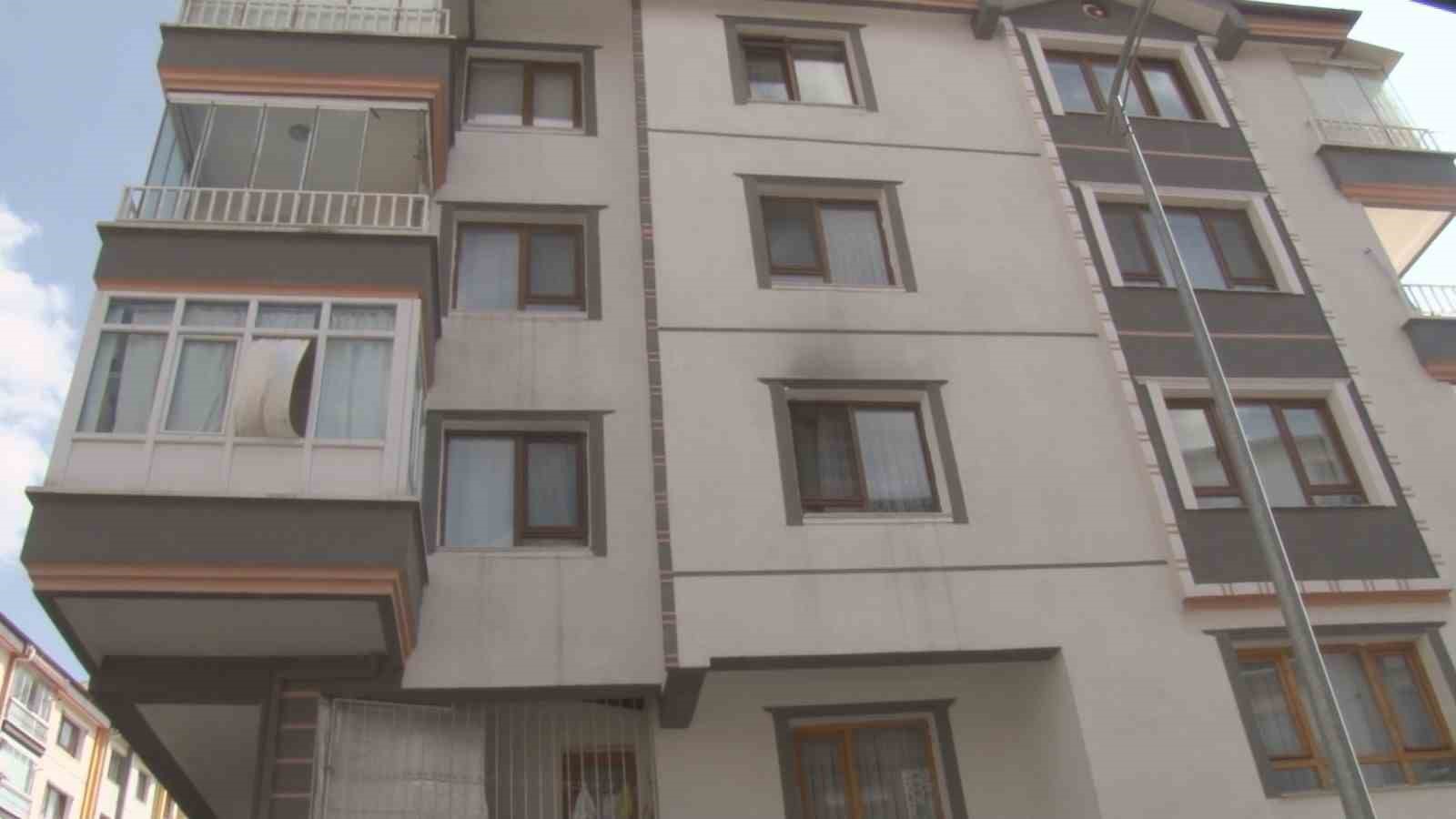 ANKARA'NIN KEÇİÖREN İLÇESİNDE BAYRAMIN BİRİNCİ GÜNÜ OĞLU TARAFINDAN BIÇAKLANAN BABA