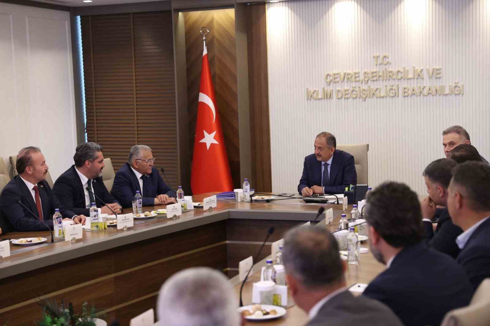 KAYSERİ BÜYÜKŞEHİR BELEDİYE BAŞKANI DR. MEMDUH BÜYÜKKILIÇ, AK PARTİ KAYSERİ