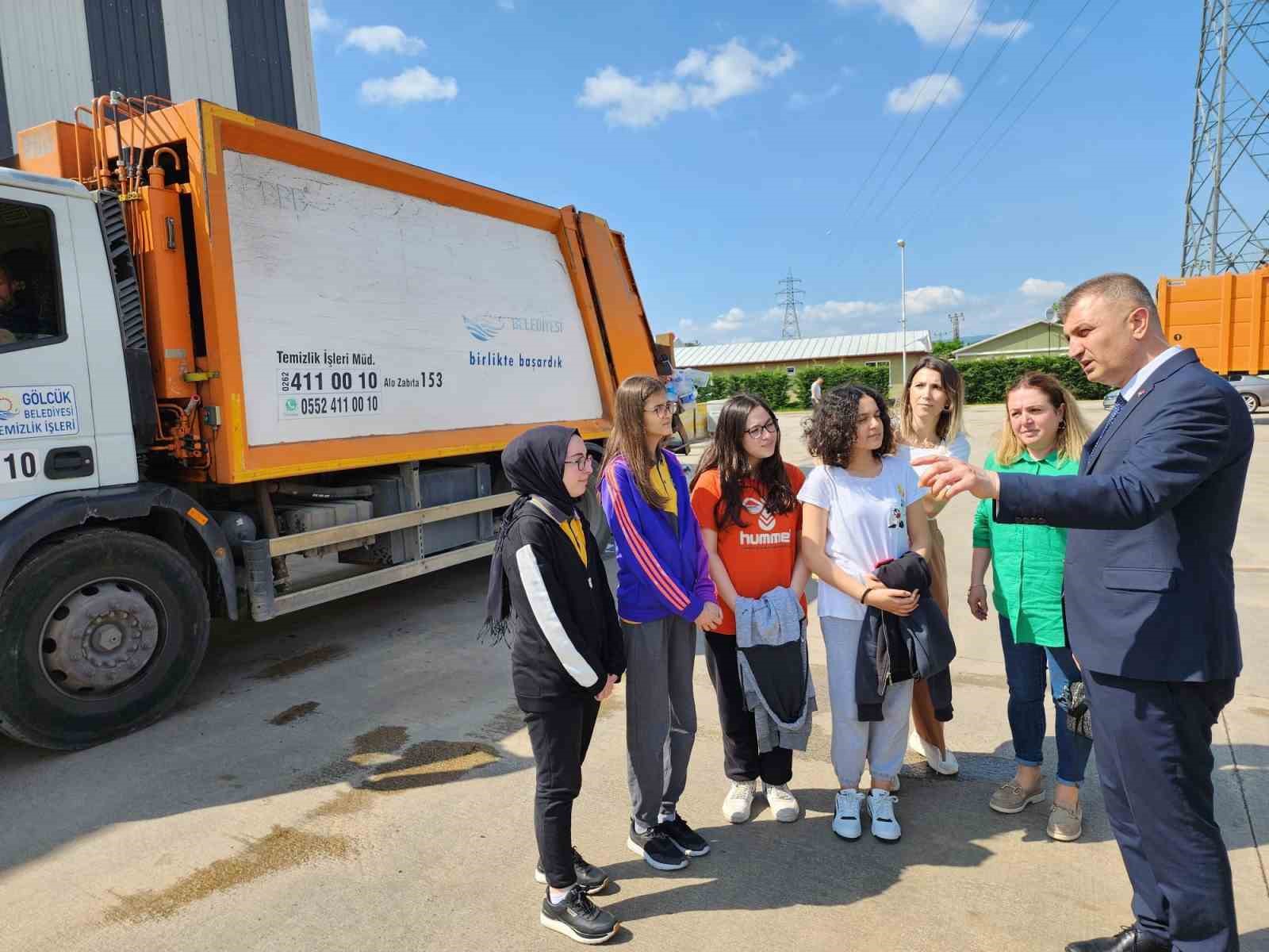GÖLCÜK BELEDİYESİ KATI ATIK AKTARMA İSTASYONU, ÖĞRENCİLERİN DÖNEM ÖDEVİ KONUSU