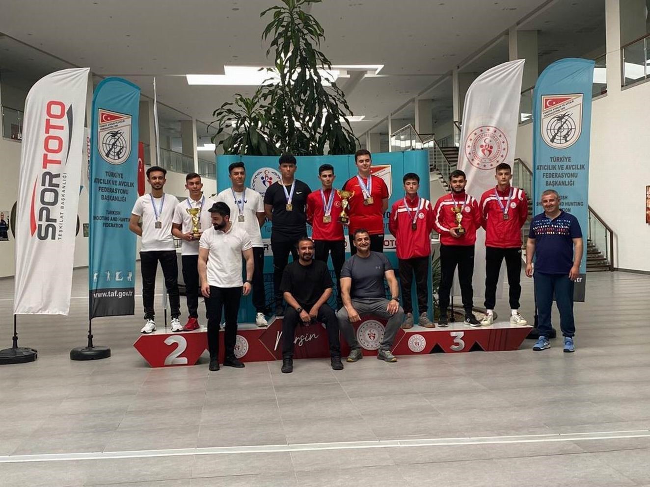 KIRKLARELİ GENÇLİK SPOR KULÜBÜ GENÇ ERKEK TÜFEK TAKIMI SPORCULARI REMZİ